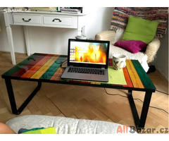 Konferenční stolek barevný