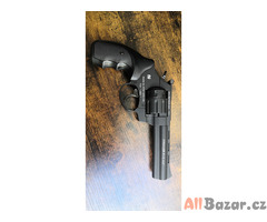 Flobert revolver ATAK Arms /4,5