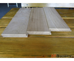Dřevěná dubová podlaha masiv